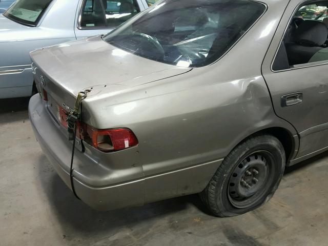 4T1BF22K2YU100845 - 2000 TOYOTA CAMRY LE BEIGE photo 10