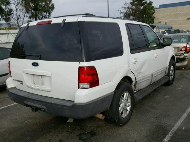 1FMRU15W44LA07869 - 2004 FORD EXPEDITION WHITE photo 4