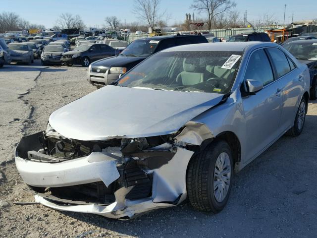 4T4BF1FK0DR327438 - 2013 TOYOTA CAMRY L SILVER photo 2