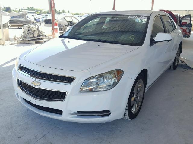 1G1ZH57B79F168421 - 2009 CHEVROLET MALIBU 1LT WHITE photo 2