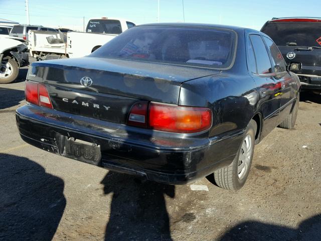 JT2BG12K9T0345744 - 1996 TOYOTA CAMRY DX BLACK photo 4