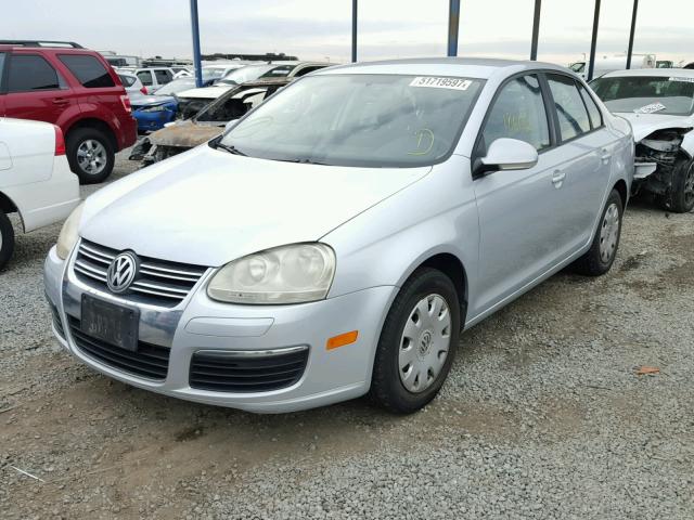 3VWPG71K56M644230 - 2006 VOLKSWAGEN JETTA VALU SILVER photo 2