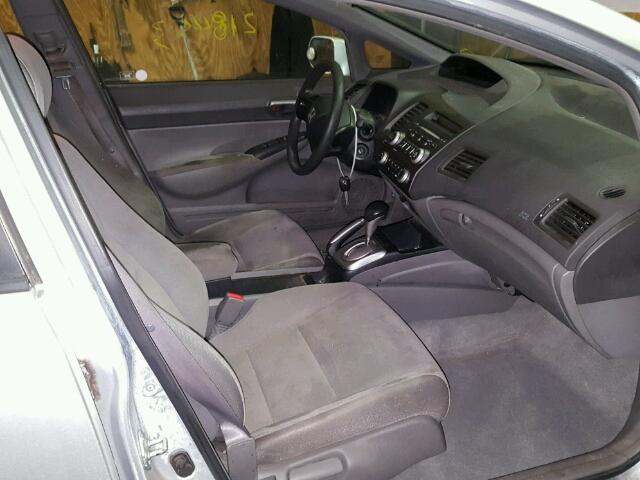 1HGFA16566L079957 - 2006 HONDA CIVIC LX SILVER photo 5