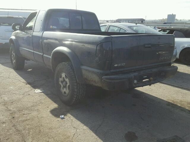 1GCCT19W0Y8189375 - 2000 CHEVROLET S TRUCK S1 BLACK photo 3