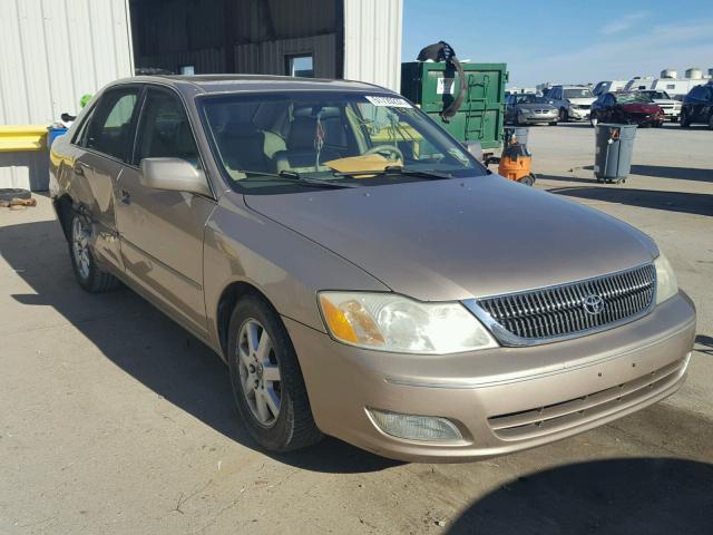 4T1BF28B02U207407 - 2002 TOYOTA AVALON XL GOLD photo 1