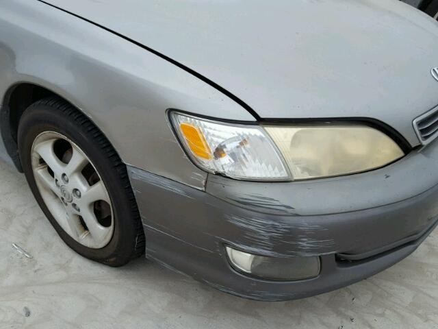 JT8BF28G415110895 - 2001 LEXUS ES 300 GRAY photo 9