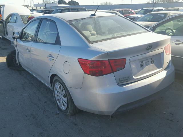 KNAFU4A2XA5100579 - 2010 KIA FORTE EX SILVER photo 3