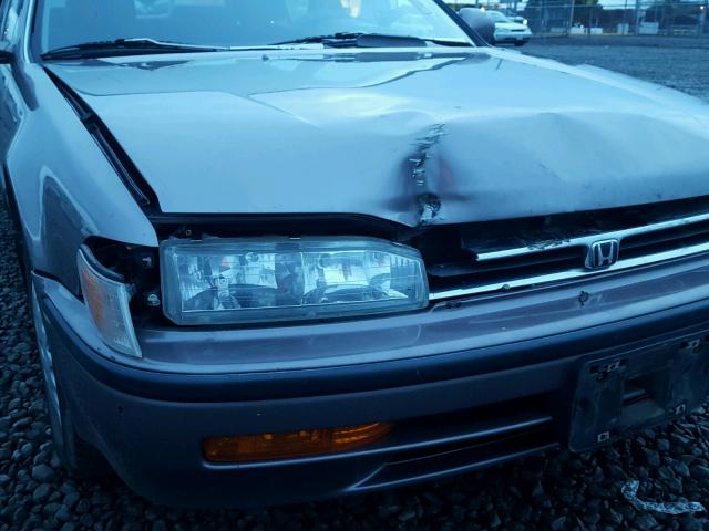 1HGCB765XPA015923 - 1993 HONDA ACCORD LX GOLD photo 9