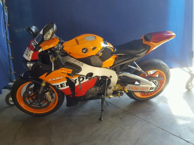 JH2SC59JXBK300183 - 2011 HONDA CBR1000 RR ORANGE photo 9