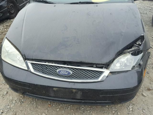 1FAFP34N17W366317 - 2007 FORD FOCUS ZX4 BLACK photo 7