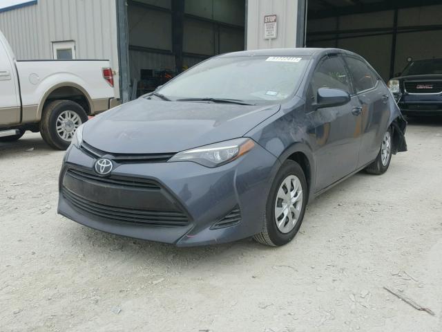 5YFBURHE6HP609712 - 2017 TOYOTA COROLLA L GRAY photo 2