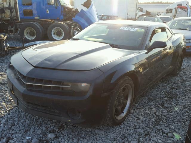 2G1FA1EDXB9198726 - 2011 CHEVROLET CAMARO LS BLACK photo 2