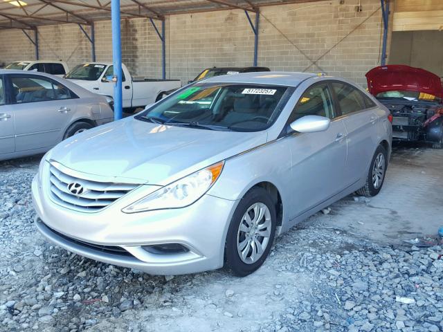 5NPEB4AC2BH059119 - 2011 HYUNDAI SONATA GLS SILVER photo 2