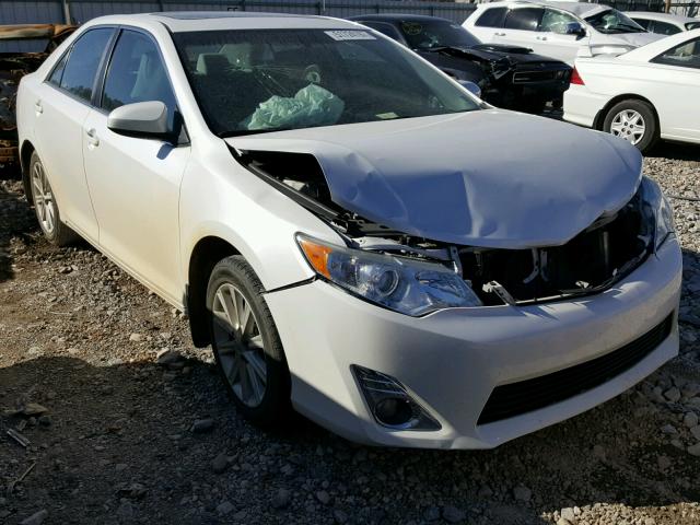 4T1BF1FK3EU445396 - 2014 TOYOTA CAMRY L WHITE photo 1