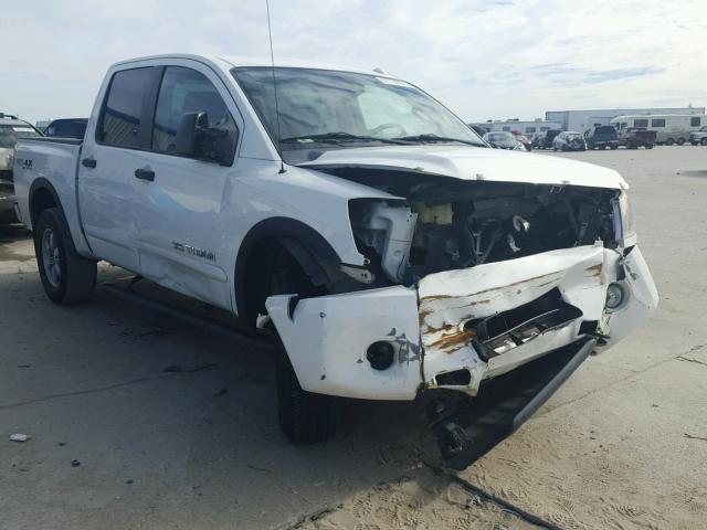 1N6BA0EC6CN330688 - 2012 NISSAN TITAN S WHITE photo 1