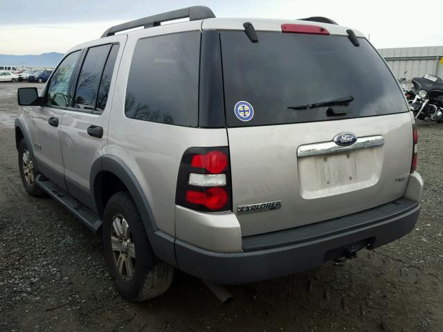 1FMEU73E46UB31892 - 2006 FORD EXPLORER X SILVER photo 3