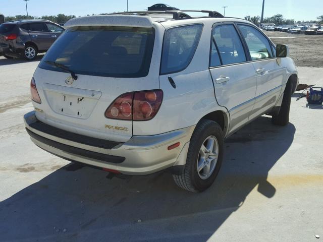 JT6GF10UXY0081162 - 2000 LEXUS RX 300 WHITE photo 4