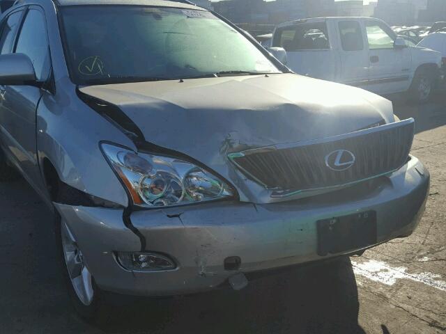 JTJGA31U640006189 - 2004 LEXUS RX 330 GRAY photo 9