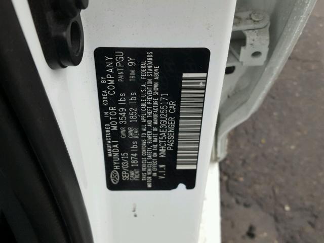 KMHCT5AE3GU255171 - 2016 HYUNDAI ACCENT SE WHITE photo 10