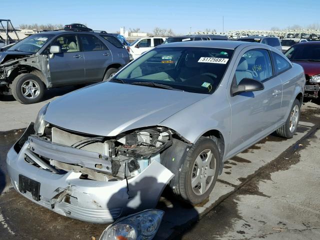 1G1AK18F687205508 - 2008 CHEVROLET COBALT LS GRAY photo 2