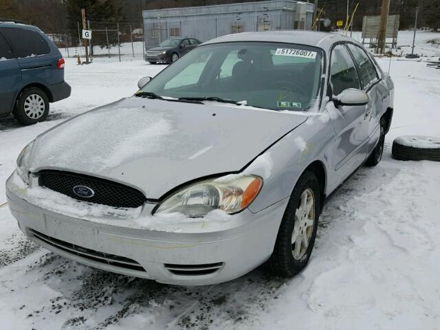 1FAFP56U37A149090 - 2007 FORD TAURUS SEL SILVER photo 2