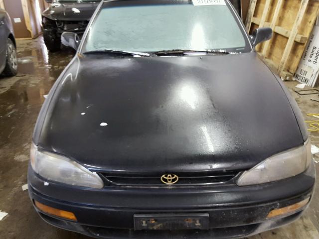 4T1BG12KXTU944938 - 1996 TOYOTA CAMRY DX BLACK photo 9