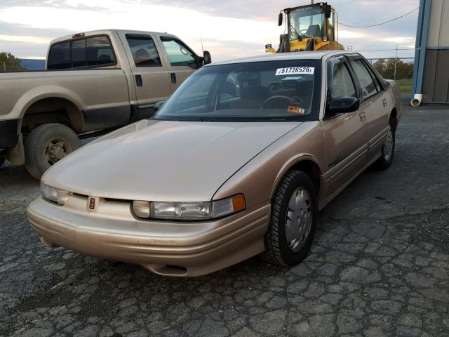 1G3WH54T7PD366609 - 1993 OLDSMOBILE CUTLASS SU BEIGE photo 2