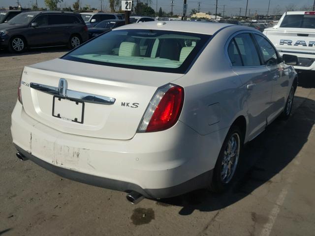 1LNHM93R39G606351 - 2009 LINCOLN MKS WHITE photo 4