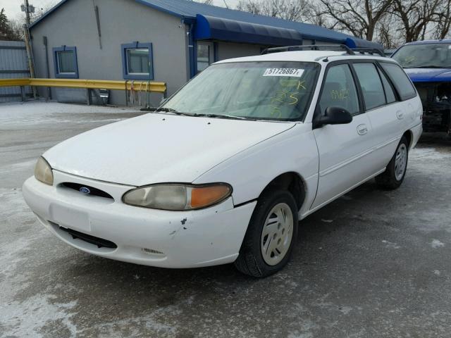 3FALP15P8VR121358 - 1997 FORD ESCORT LX WHITE photo 2