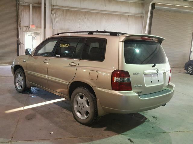 JTEEP21A340005604 - 2004 TOYOTA HIGHLANDER GOLD photo 3