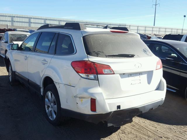 4S4BRCKC7B3431326 - 2011 SUBARU OUTBACK 2. WHITE photo 3