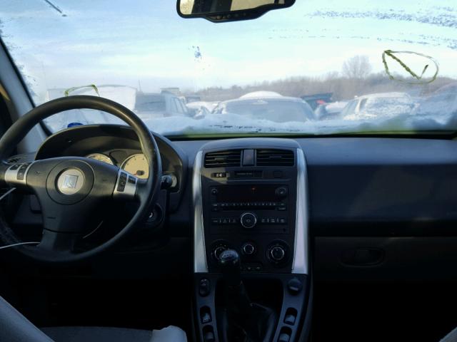 5GZCZ23DX6S870766 - 2006 SATURN VUE WHITE photo 9