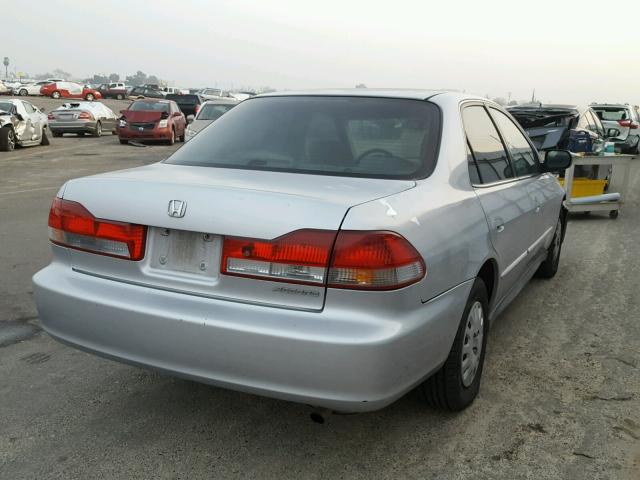 1HGCF86652A130361 - 2002 HONDA ACCORD VAL SILVER photo 4