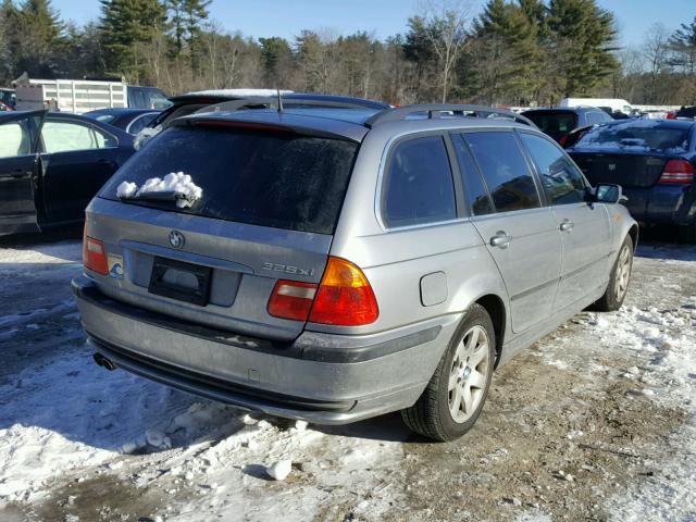WBAEP33405PF05018 - 2005 BMW 325 XIT SILVER photo 4