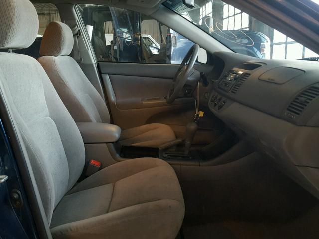 4T1BE32K84U369385 - 2004 TOYOTA CAMRY LE ლურჯი ფოტო 5