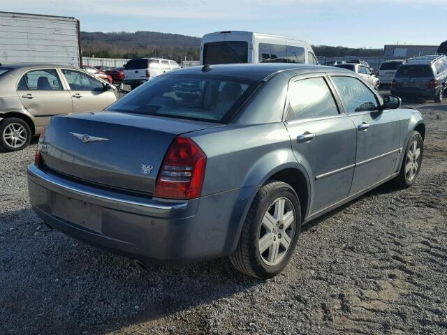 2C3AK63H35H662035 - 2005 CHRYSLER 300C TEAL photo 4