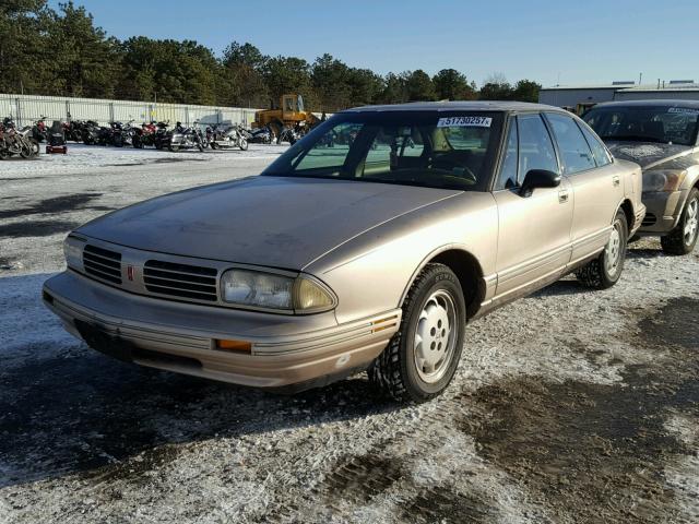 1G3HY52L0RH340442 - 1994 OLDSMOBILE 88 ROYALE TAN photo 2