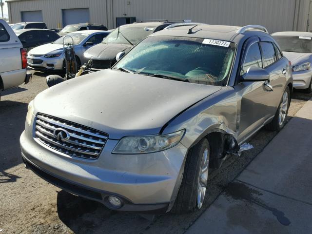 JNRBS08W44X405108 - 2004 INFINITI FX45 SILVER photo 2