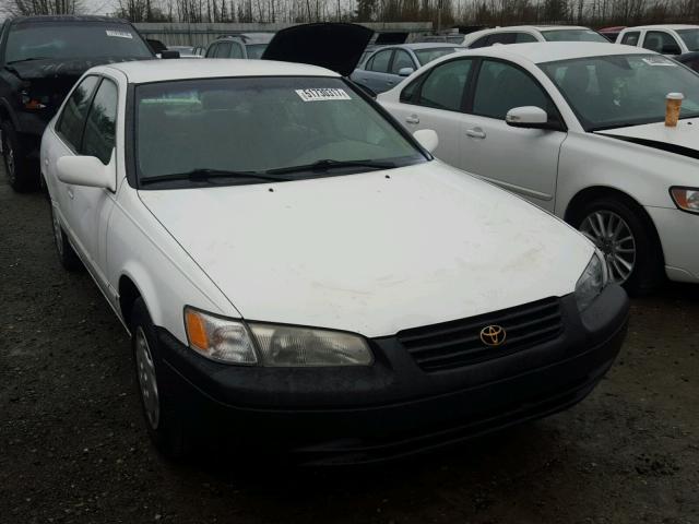 4T1BG22K5WU289257 - 1998 TOYOTA CAMRY CE WHITE photo 1