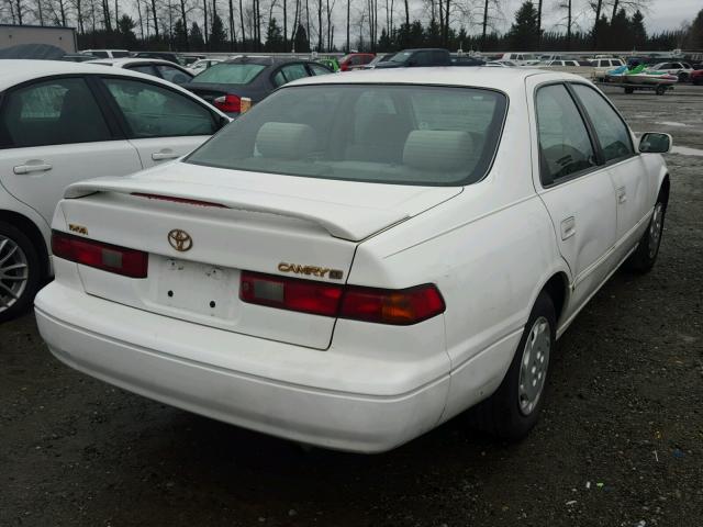 4T1BG22K5WU289257 - 1998 TOYOTA CAMRY CE WHITE photo 4