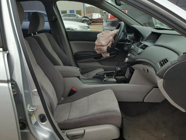 JHMCP26388C073678 - 2008 HONDA ACCORD LX SILVER photo 5