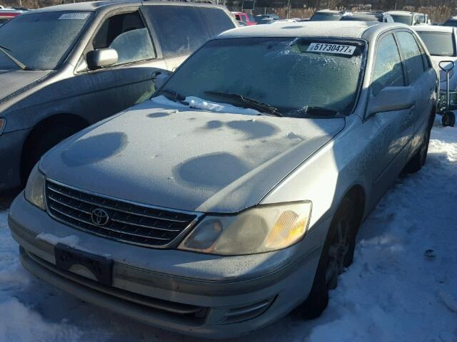 4T1BF28B74U359204 - 2004 TOYOTA AVALON XL SILVER photo 2