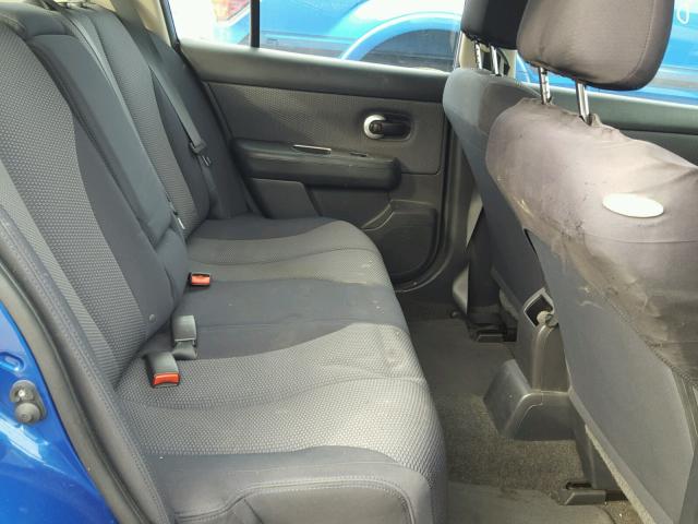 3N1BC13E68L410624 - 2008 NISSAN VERSA S BLUE photo 6