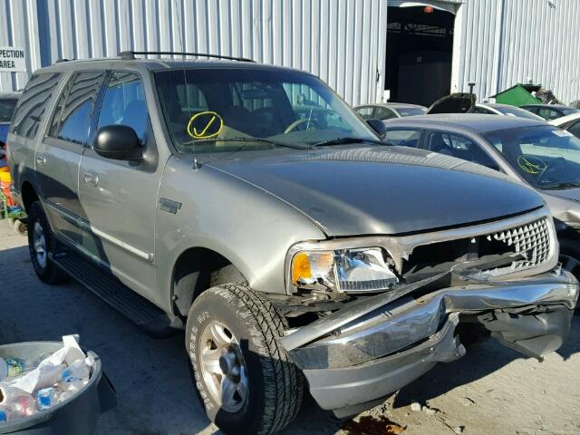 1FMRU1860XLC14825 - 1999 FORD EXPEDITION GREEN photo 1