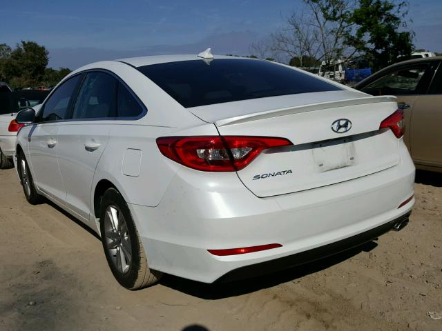 5NPE24AFXGH304783 - 2016 HYUNDAI SONATA SE WHITE photo 3