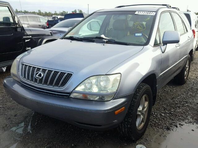 JTJGF10U120137552 - 2002 LEXUS RX 300 GRAY photo 2