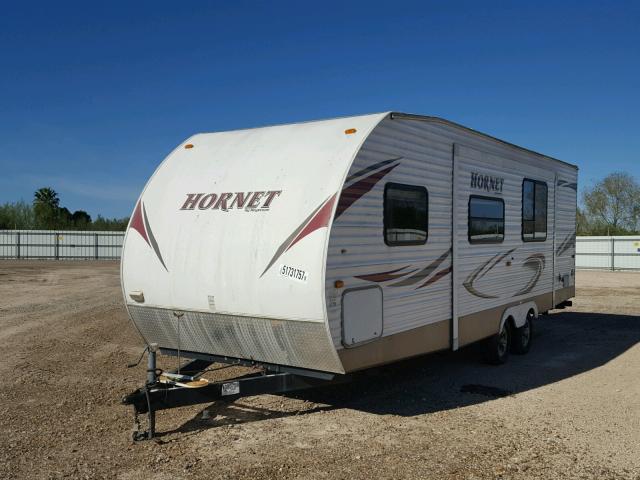 4YDT26R27B7201447 - 2011 KEYSTONE HORNET TWO TONE photo 2