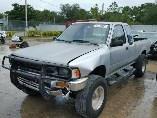 JT4RN13P0K0005550 - 1989 TOYOTA PICKUP 1/2 SILVER photo 2