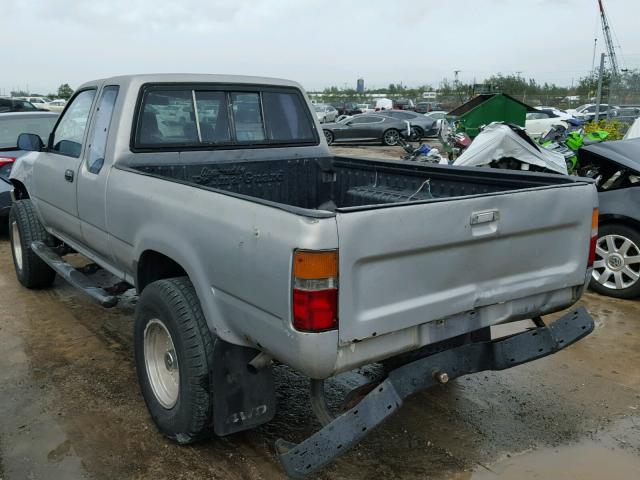 JT4RN13P0K0005550 - 1989 TOYOTA PICKUP 1/2 SILVER photo 3