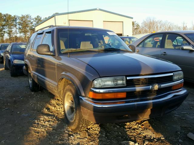 1GNCS13W7WK163228 - 1998 CHEVROLET BLAZER BROWN photo 1